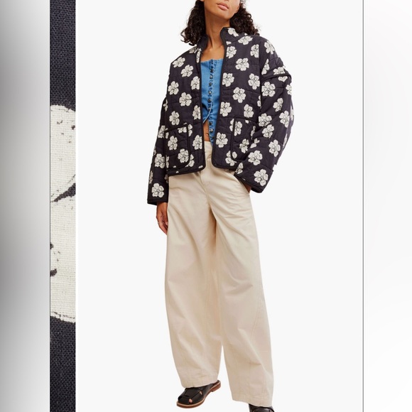 Free People Chloe Print Quilted Jacket XS NWT Floral Black - Picture 8 of 9